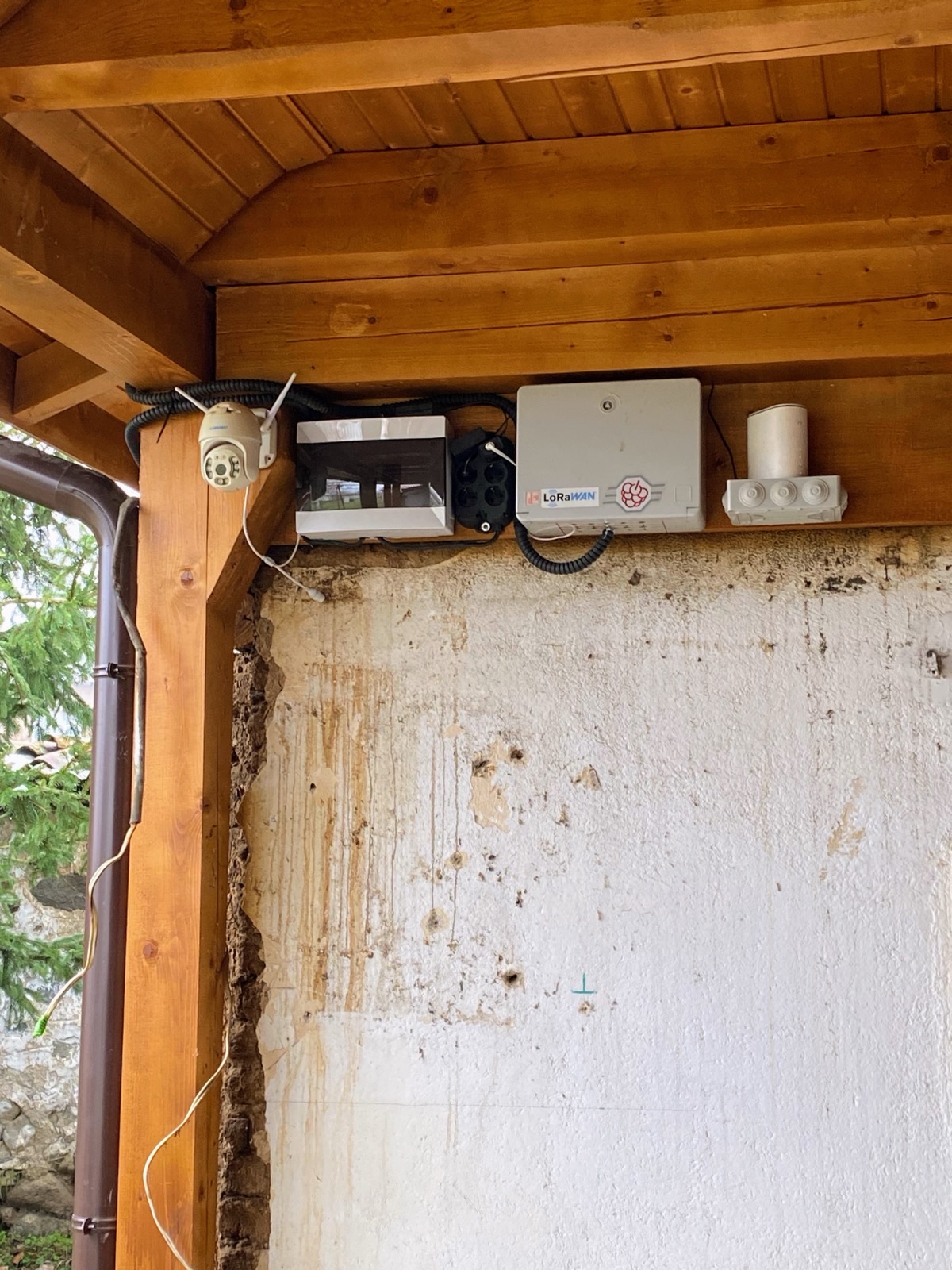 Умната система за управление на камбаните — LoRaWAN контролер